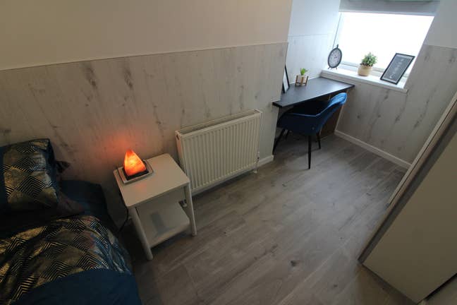 CHESTER CH1 Central Double Room mid-September 🔑 Main Photo