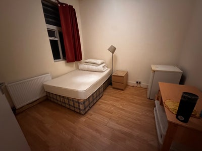 Large double rooms in Hackney - Chatsworth Road Main Photo