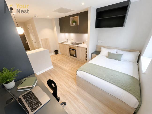 Classic Student Studio – Leeds City Centre Main Photo