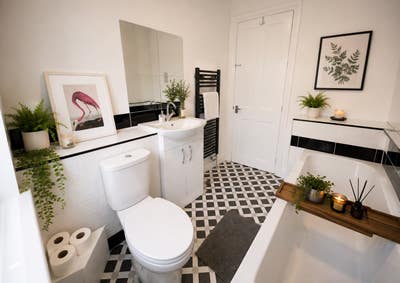 🏡 Stunning Double En-Suite Rooms | Professional H Main Photo