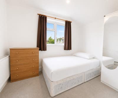 Two Double bedroom is available to rent,Wandsworth Main Photo