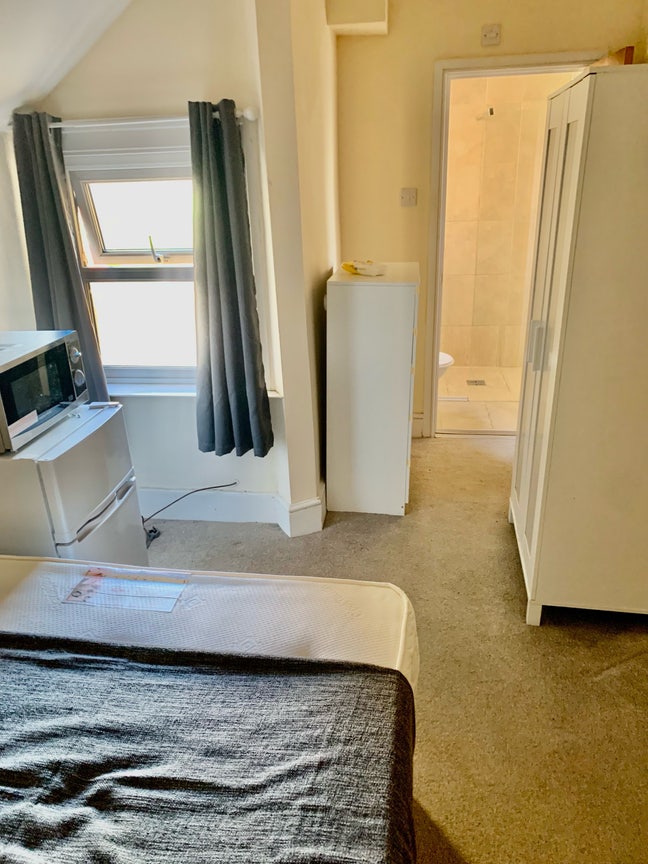 Double en-suite - South Croydon station- bills inc Main Photo