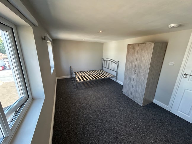 All Bills Included Rooms to Rent Main Photo