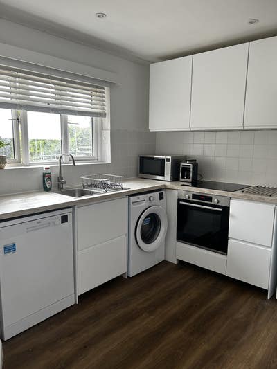 Lovely double near Southampton General + Uni Main Photo