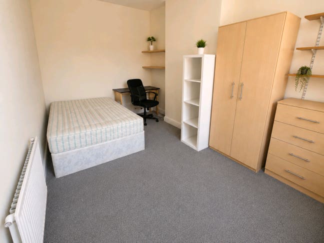 Central Hyde Park  Big Double Room Main Photo