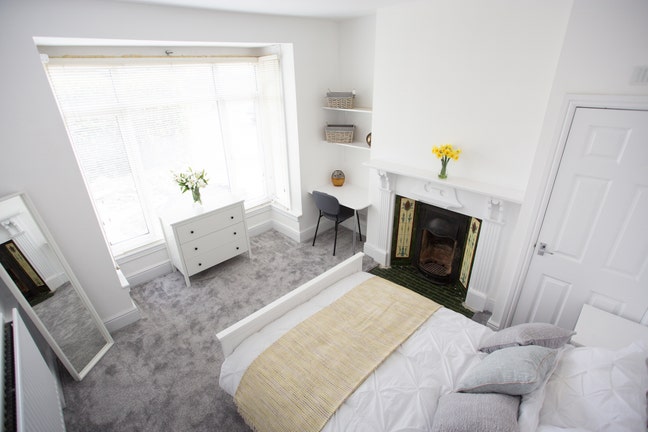 Stylish Double Double Room - Bills inc! Main Photo