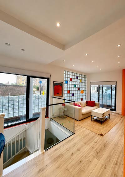 2 Bedroom Mid-Modern Century Maisonette - Clapham  Main Photo