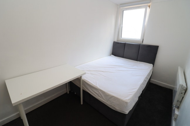 Fantastic Deal Move in Asap!!  Main Photo