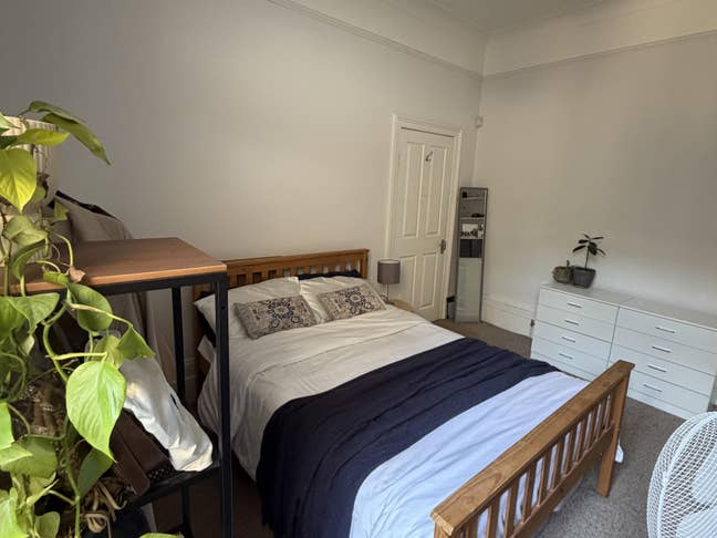 Spacious Double Room - Brixton Main Photo