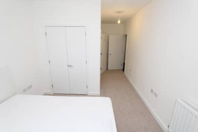 2 Double Rooms | London City Airport Main Photo