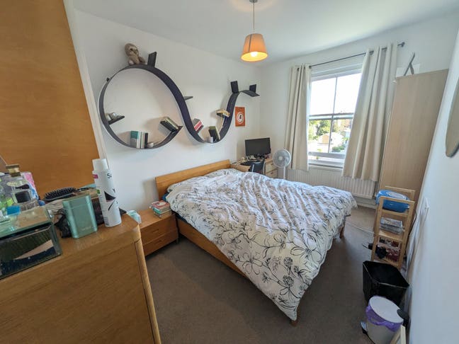 Room in lovely sociable flat near Angel☀️ Main Photo