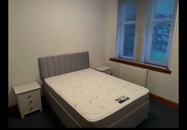 Room to rent Main Photo