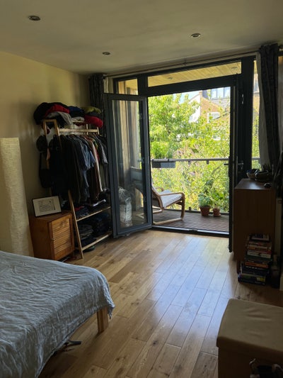 Double Room available in Homerton sharehouse Main Photo