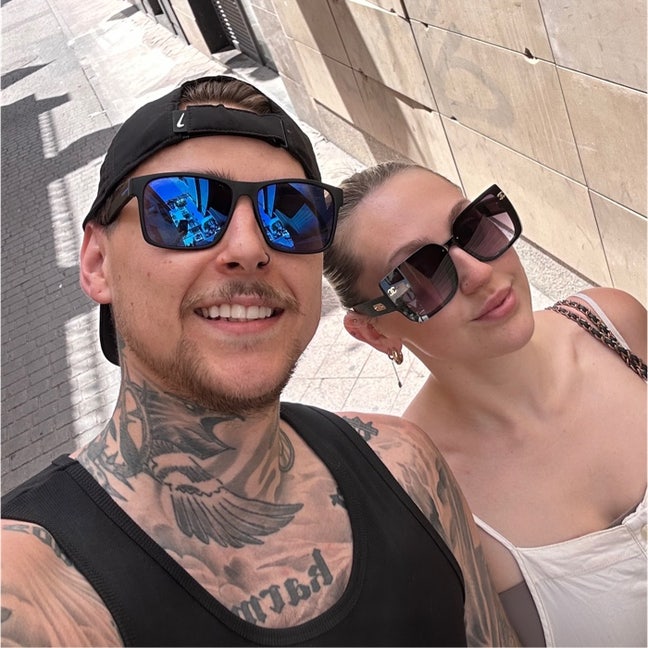 Seeking a short term room or flat  Main Photo