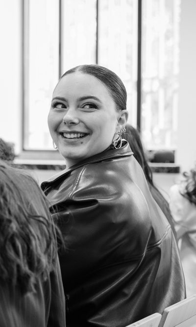 Hello there! I'm Giulia, an Italian student ... Main Photo