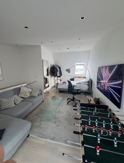 Sea view room to rent Main Photo