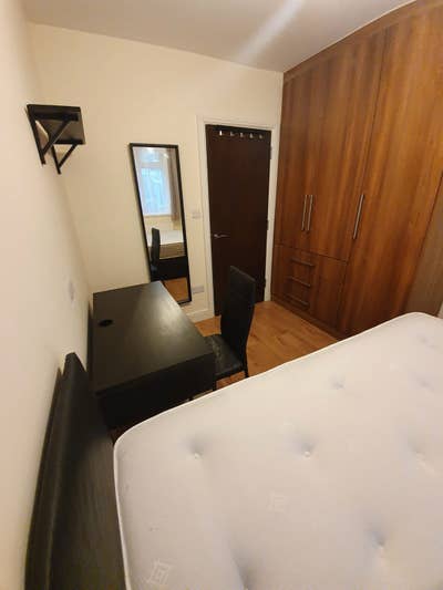 New Double Room Bermondsey Main Photo