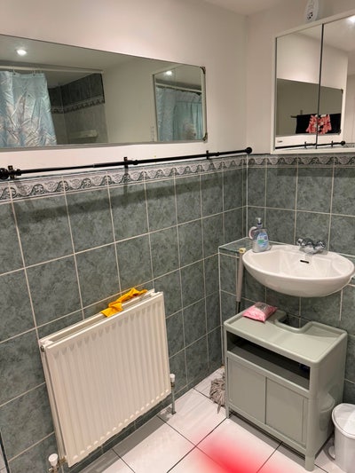 A double room for rent…fully furnished  Main Photo