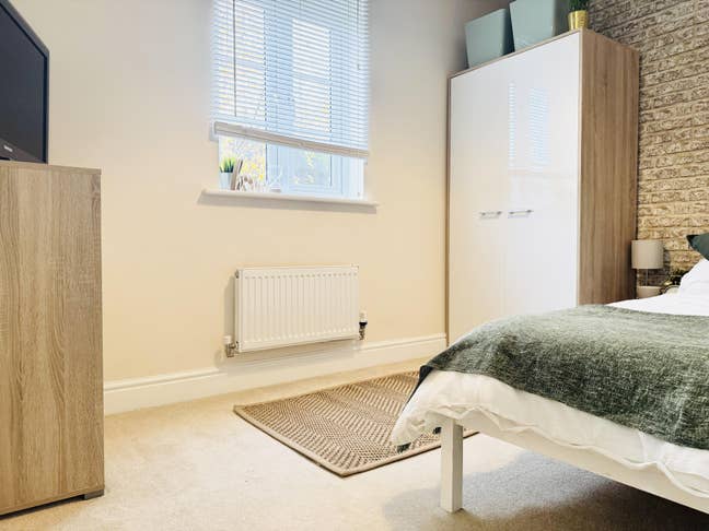 Stylish City Centre Double Room Available Main Photo