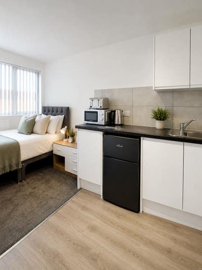 Spacious Studio Near Peterborough City Hospital Main Photo