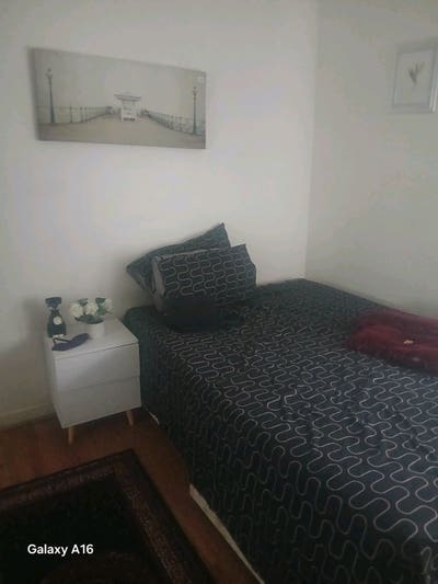 Room for rent  Main Photo