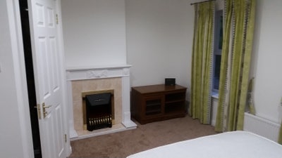 Double Room with Ensuite for Single Occupancy Main Photo