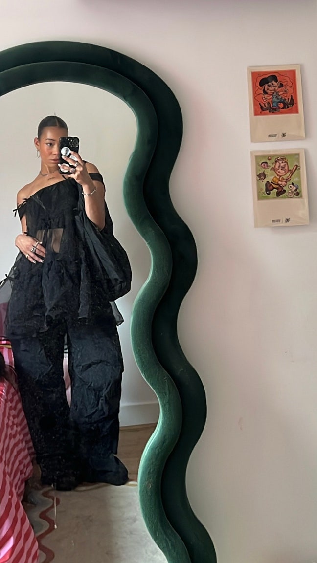 Looking for a Roommate Main Photo