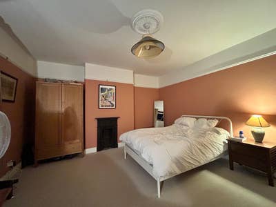 Short Term Sublet - Huge Double Room (Couples Ok!) Main Photo