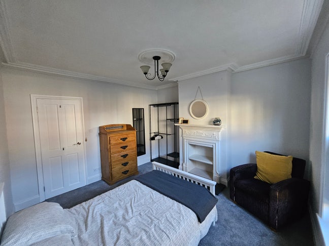 Room to rent in Newport  Main Photo