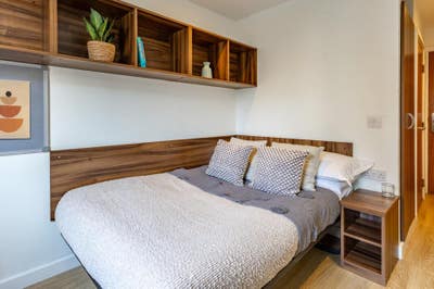 URGENT: Premium Ensuite Student Room Exeter 26/27 Main Photo