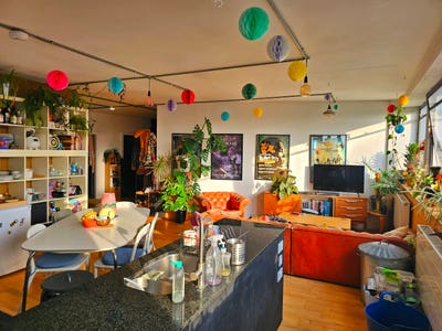 Large double in bright, spacious St Paul's flat Main Photo