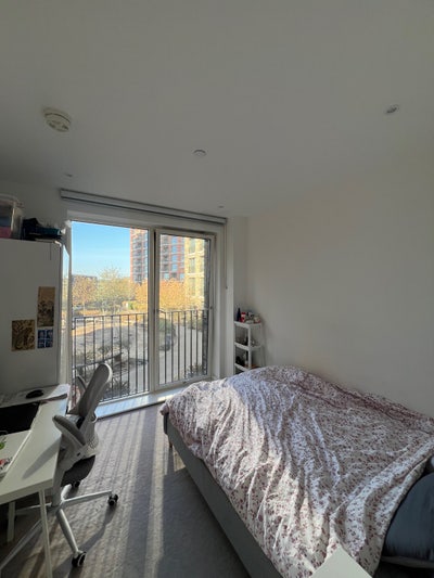 Single Room in Canada Water, Zone 2 Main Photo