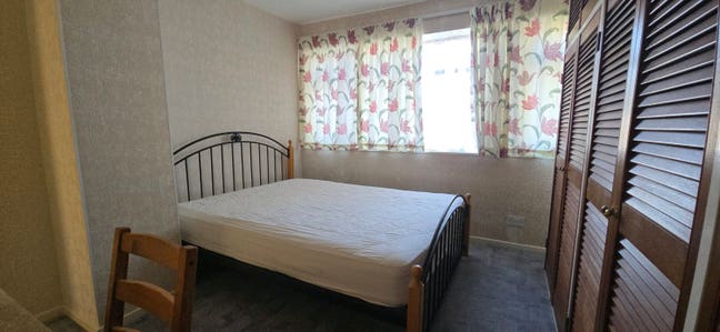 Double Room near Terminal 4 Main Photo