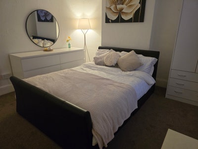 Stunning 2 bed house in Nottingham  Main Photo