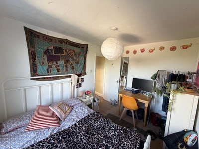 Double bedroom with a lovely view! Main Photo
