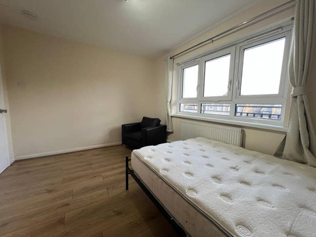 Amazing Room in West Kensington Main Photo