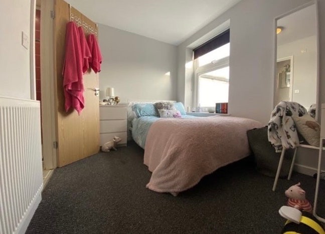 En-Suite Room Available - 2 Bedroom, Cathays Terra Main Photo