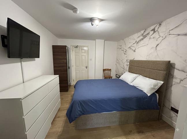 Single Occupancy Let Available in South Woodfoord Main Photo