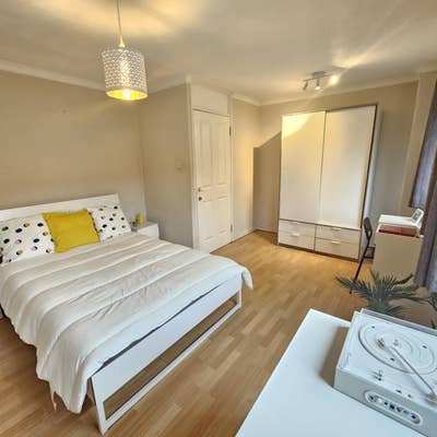 🎉 Islington N7 spacious Room🎉 Main Photo