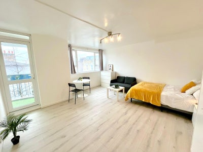 4 Renovated Rooms next to London Fields | Hackney Main Photo