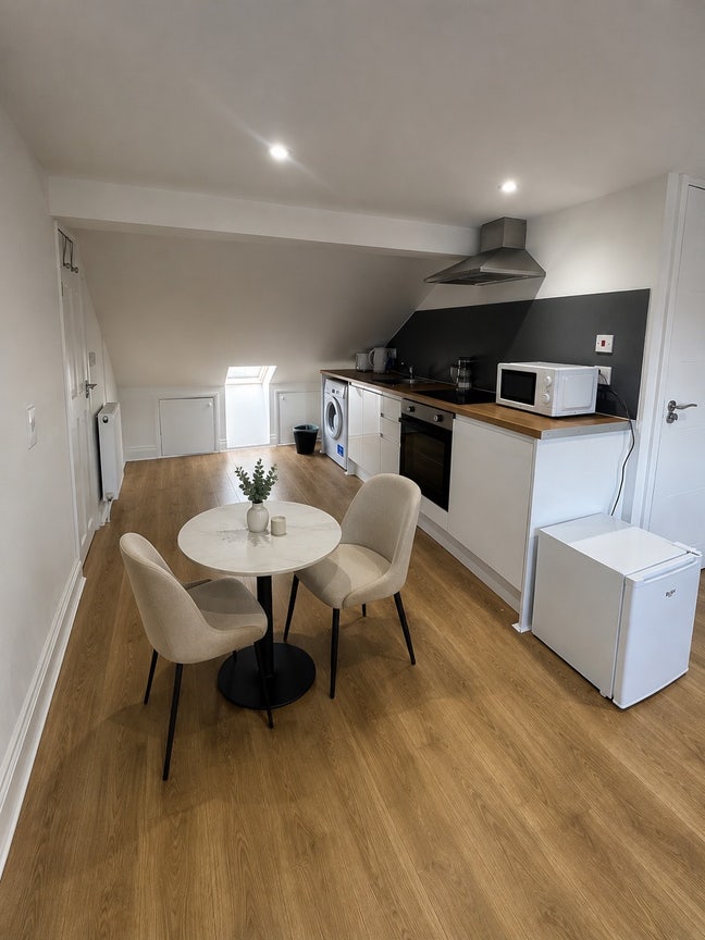 Brand new studio flat with garden in Walthamstow  Main Photo