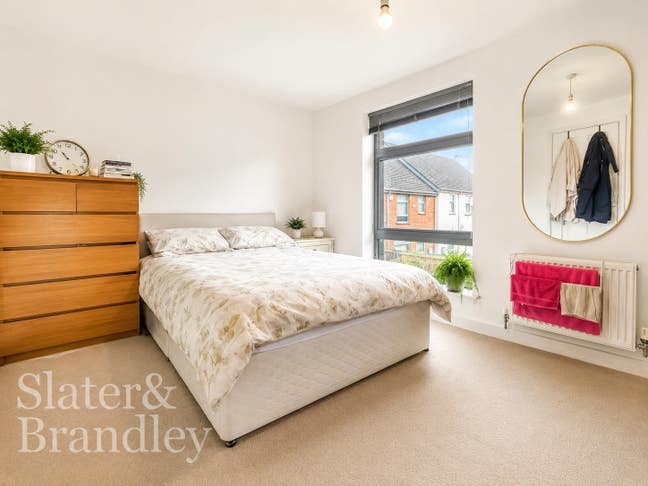 **Double Room**Fantastic Location**Modern Developm Main Photo