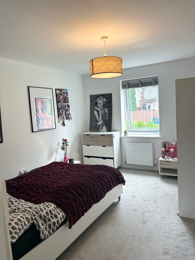 Spacious Furnished Double Room Near City Centre Main Photo
