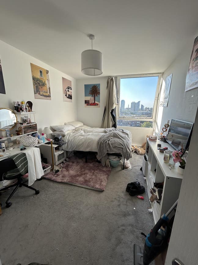 Furnished Room in Clapham Junction | Gated Develop Main Photo