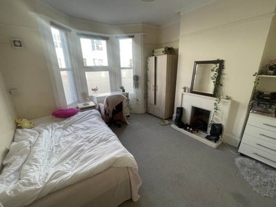 Room to rent by London Road Station Main Photo