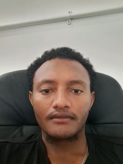 26 year old Male seeks a single or double room Main Photo