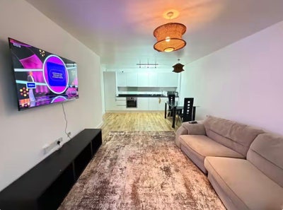 AWH | 2BR Adelaide Wharf Main Photo