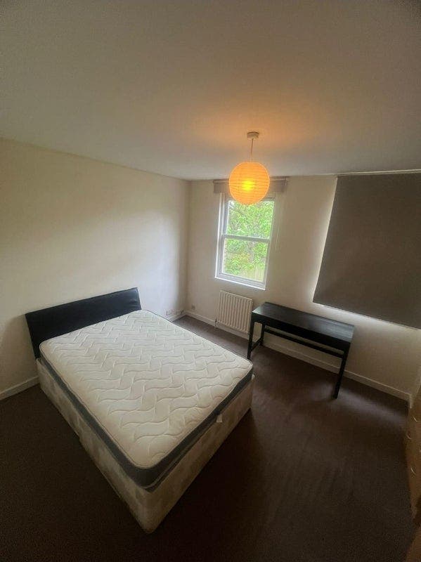 🛏️ Double Room to Let in 📍Oval✨ Main Photo