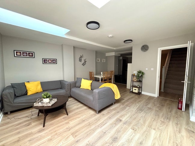 Modern 3 En-Suite Rooms -New Cross near Greenwich Main Photo