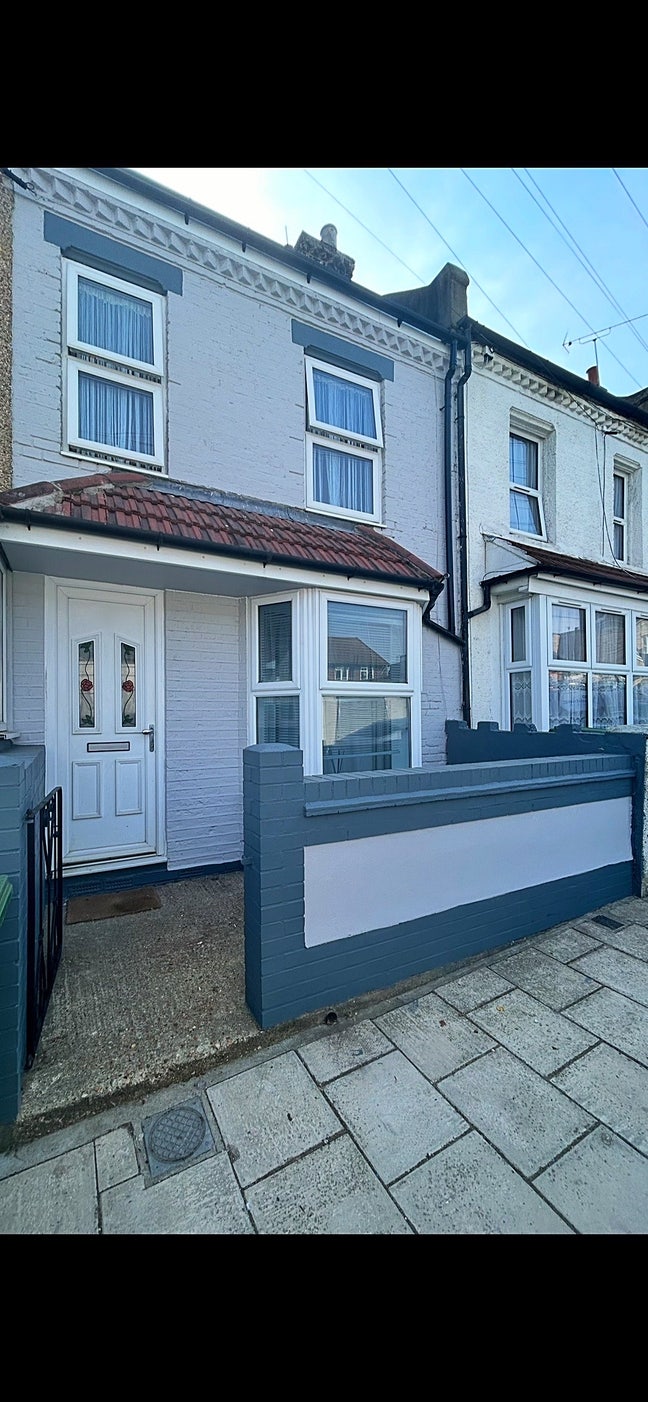 Whole House 2 Bedrooms  Main Photo